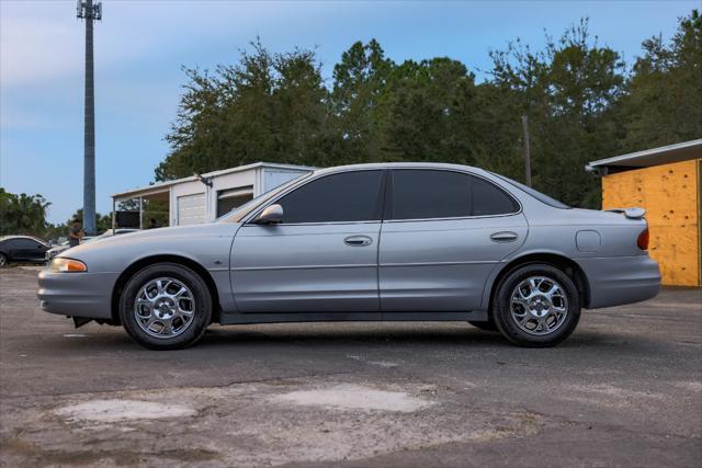 used 2000 Oldsmobile Intrigue car, priced at $3,500