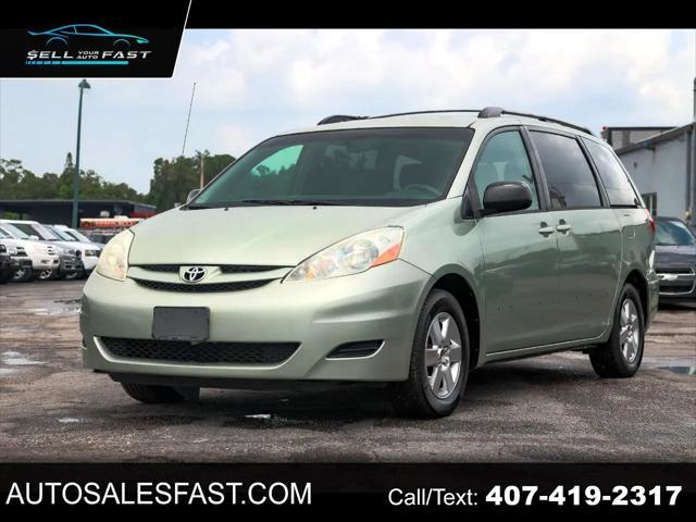 used 2007 Toyota Sienna car, priced at $3,500