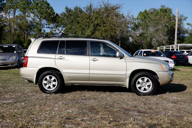 used 2003 Toyota Highlander car, priced at $4,900