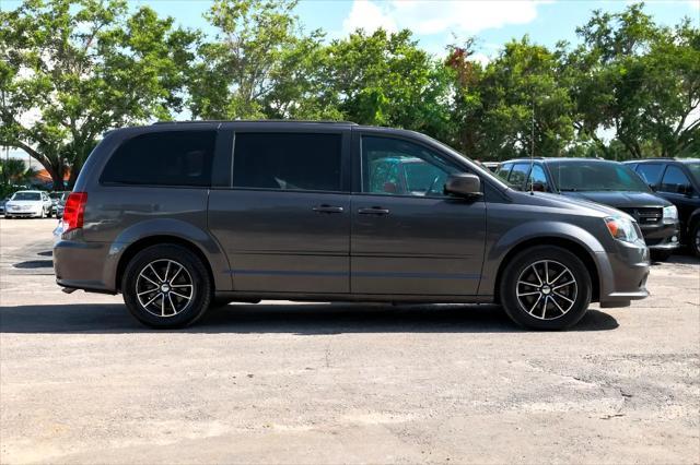 used 2016 Dodge Grand Caravan car, priced at $5,900