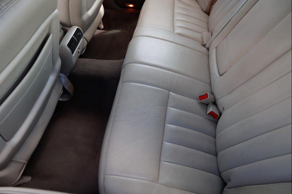 used 2003 Lincoln Town Car car, priced at $2,900