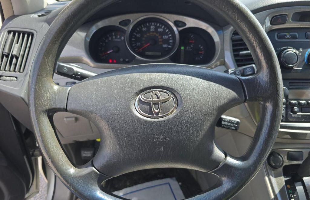 used 2003 Toyota Highlander car, priced at $4,500