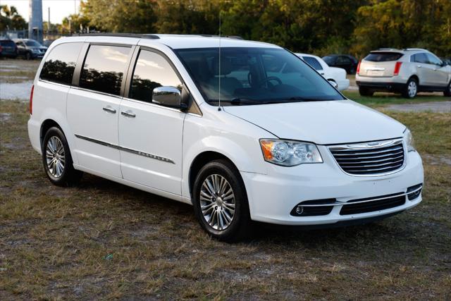 used 2014 Chrysler Town & Country car, priced at $6,500