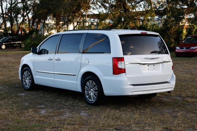 used 2014 Chrysler Town & Country car, priced at $6,500