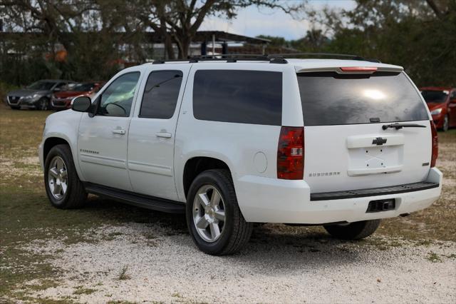 used 2009 Chevrolet Suburban car, priced at $8,900