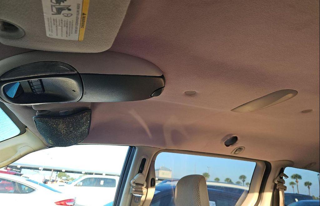 used 2006 Chrysler Town & Country car, priced at $1,900