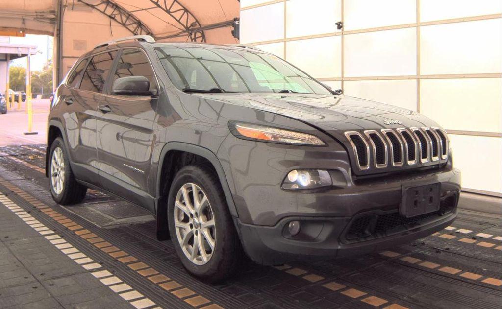 used 2018 Jeep Cherokee car, priced at $5,900