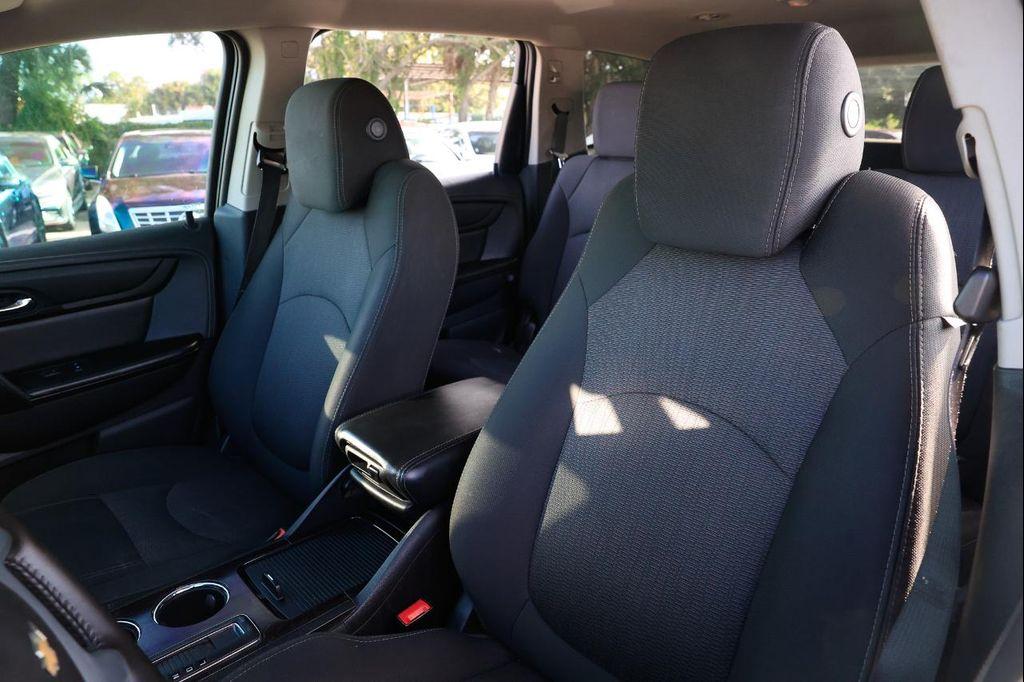 used 2017 Chevrolet Traverse car, priced at $6,900