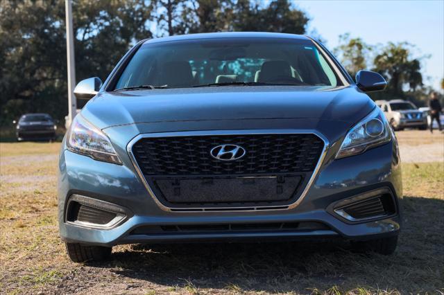 used 2016 Hyundai Sonata Hybrid car, priced at $5,900