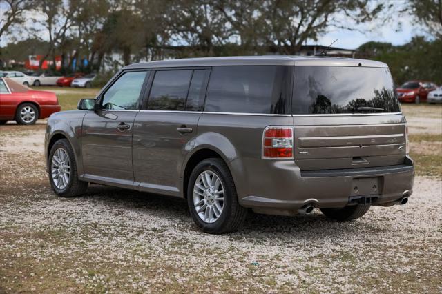 used 2013 Ford Flex car, priced at $4,900