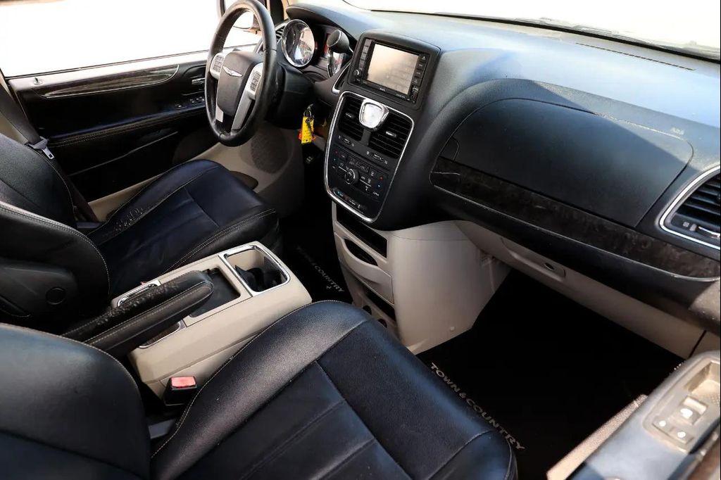 used 2016 Chrysler Town & Country car, priced at $3,900