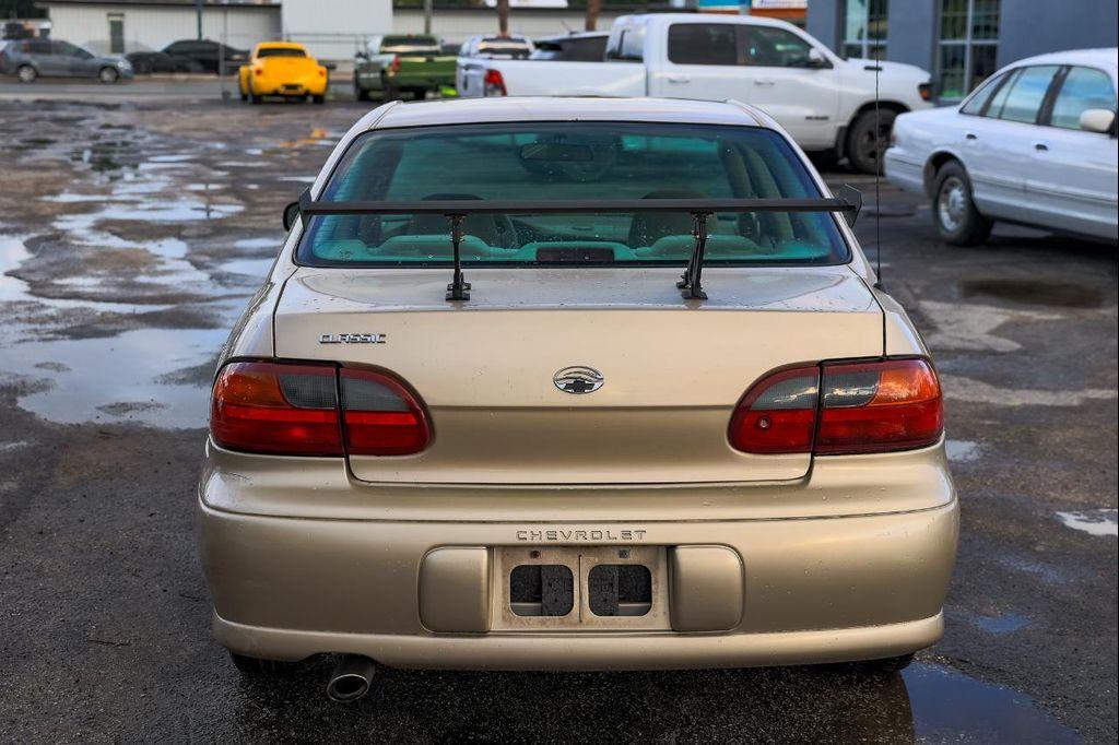 used 2005 Chevrolet Classic car, priced at $2,900