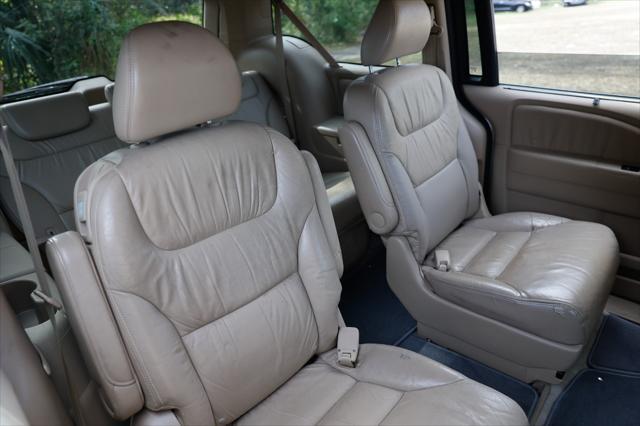 used 2007 Honda Odyssey car, priced at $3,900