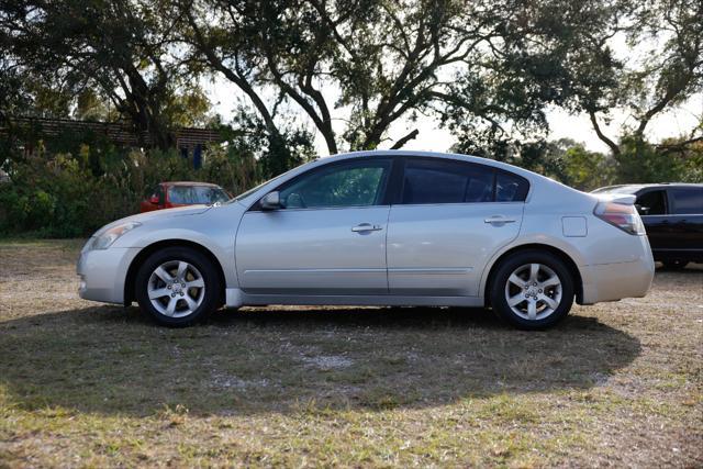 used 2008 Nissan Altima car, priced at $3,500