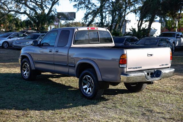 used 2000 Toyota Tundra car, priced at $19,900