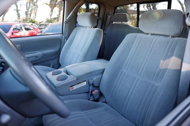 used 2000 Toyota Tundra car, priced at $19,900