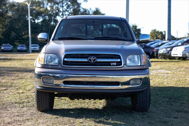 used 2000 Toyota Tundra car, priced at $19,900