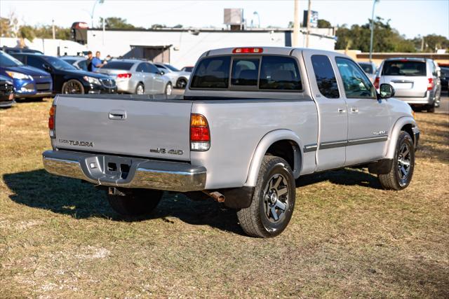 used 2000 Toyota Tundra car, priced at $19,900