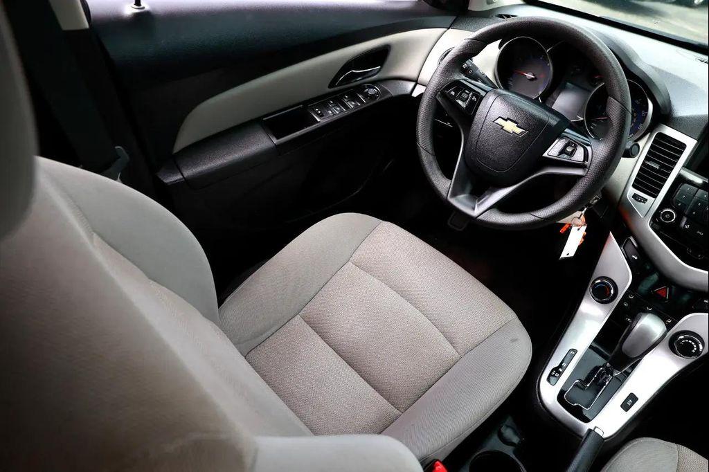 used 2016 Chevrolet Cruze Limited car, priced at $5,900