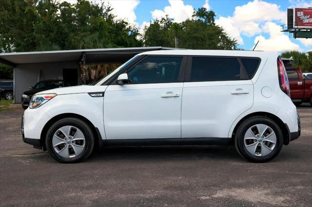 used 2016 Kia Soul car, priced at $4,900