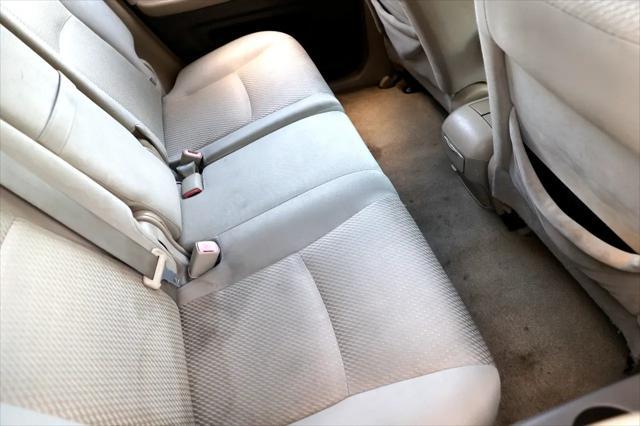 used 2004 Toyota Highlander car, priced at $3,500