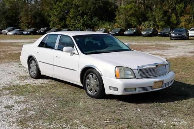 used 2005 Cadillac DeVille car, priced at $1,900