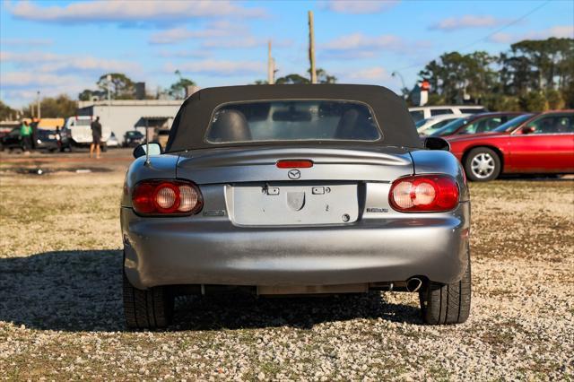 used 2003 Mazda MX-5 Miata car, priced at $7,900