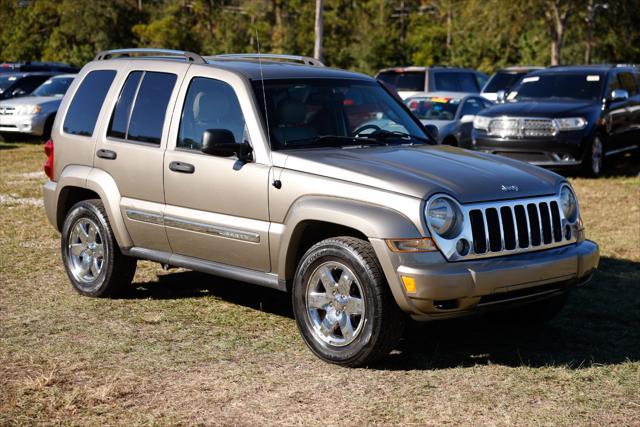 used 2005 Jeep Liberty car, priced at $3,900