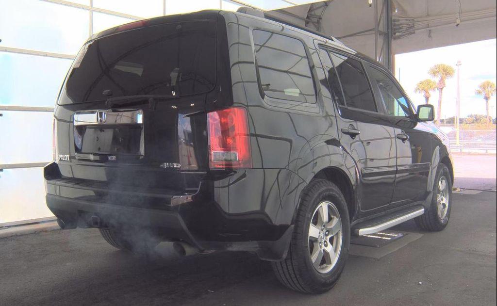 used 2009 Honda Pilot car, priced at $3,900