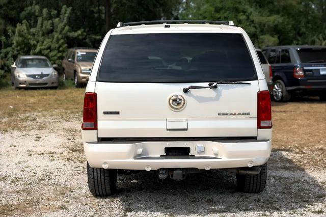 used 2004 Cadillac Escalade car, priced at $6,900