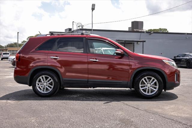 used 2014 Kia Sorento car, priced at $6,900