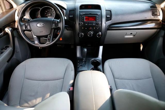 used 2013 Kia Sorento car, priced at $4,900
