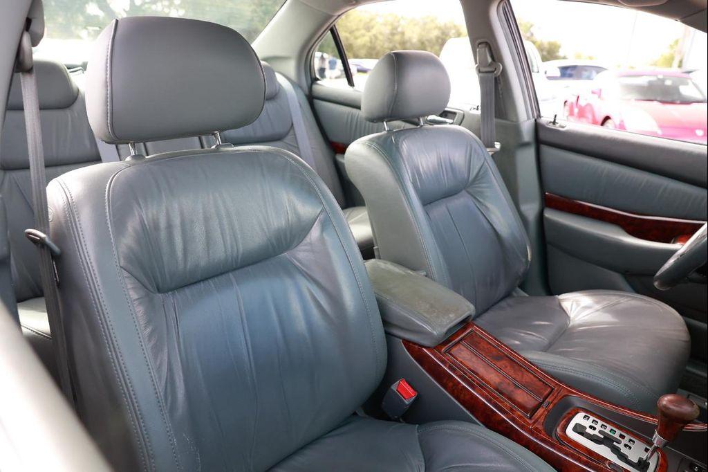 used 2000 Acura TL car, priced at $4,300