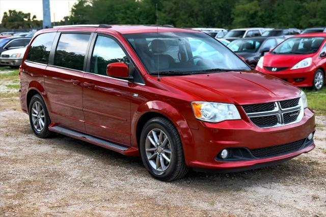 used 2014 Dodge Grand Caravan car, priced at $7,500