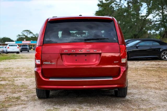 used 2014 Dodge Grand Caravan car, priced at $7,500