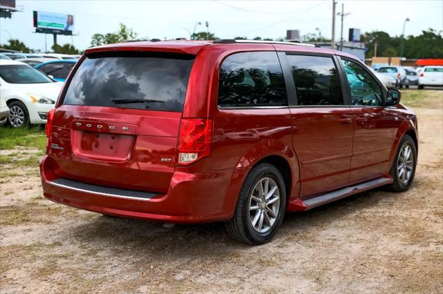 used 2014 Dodge Grand Caravan car, priced at $7,500