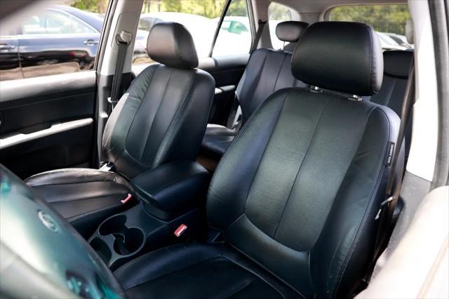 used 2009 Kia Rondo car, priced at $2,900