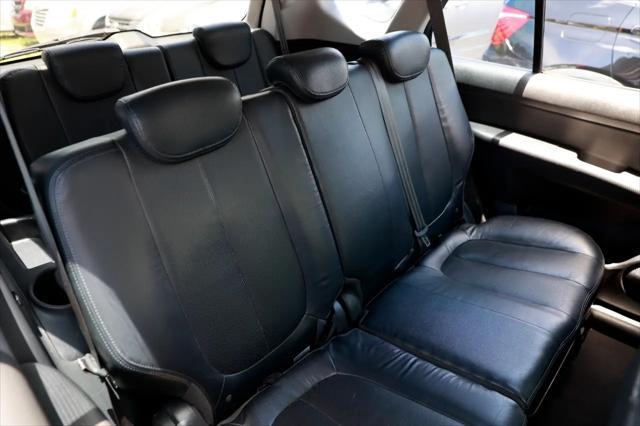 used 2009 Kia Rondo car, priced at $2,900