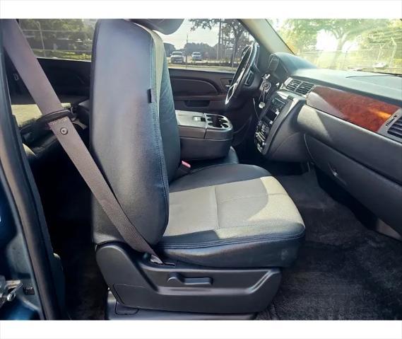 used 2010 GMC Yukon car, priced at $5,900