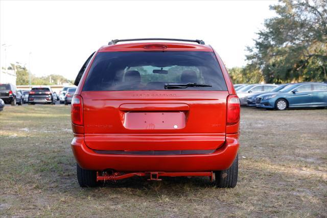 used 2006 Dodge Grand Caravan car, priced at $2,900