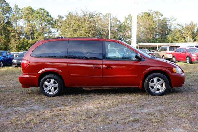 used 2006 Dodge Grand Caravan car, priced at $2,900