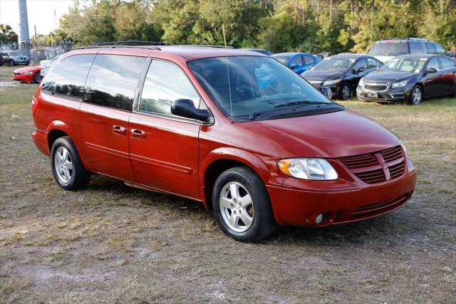 used 2006 Dodge Grand Caravan car, priced at $2,900