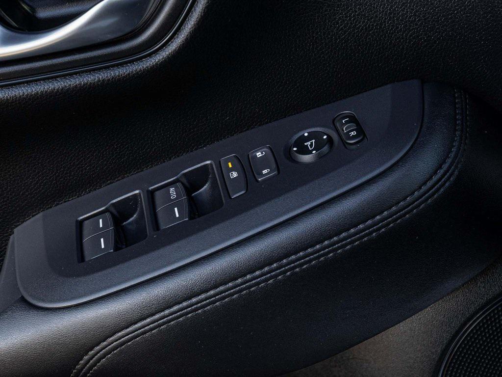 used 2025 Honda HR-V car, priced at $25,990