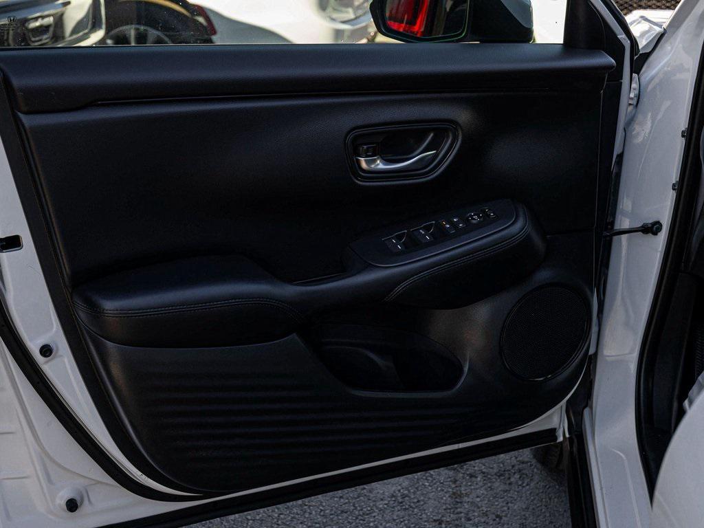 used 2025 Honda HR-V car, priced at $25,990