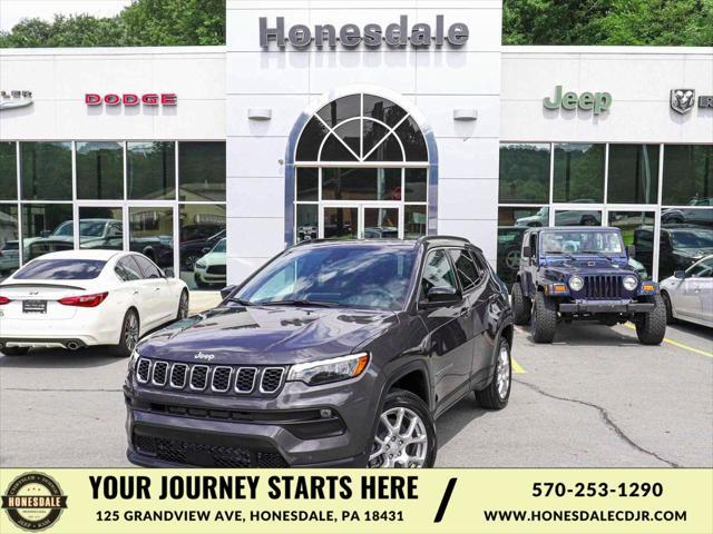 new 2024 Jeep Compass car, priced at $39,250