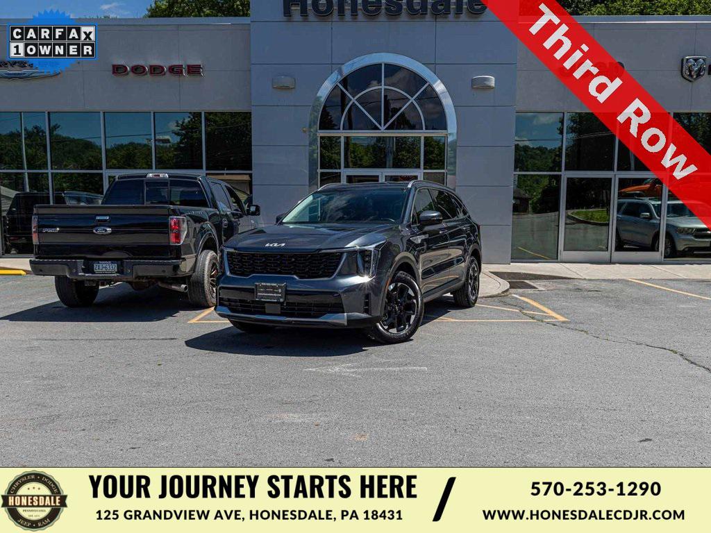 used 2024 Kia Sorento car, priced at $29,240