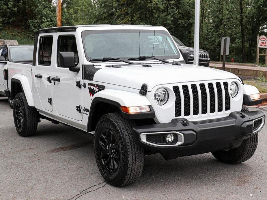 used 2022 Jeep Gladiator car, priced at $29,990