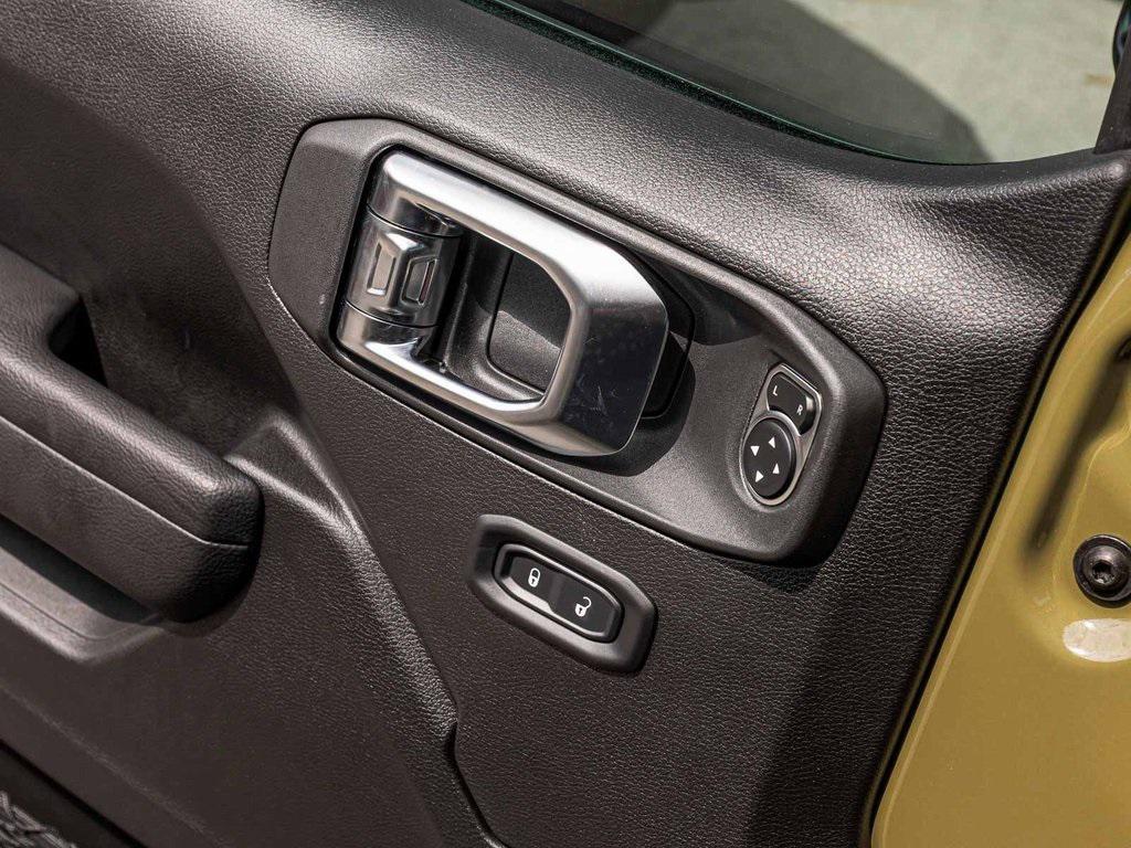 new 2025 Jeep Wrangler car, priced at $50,730