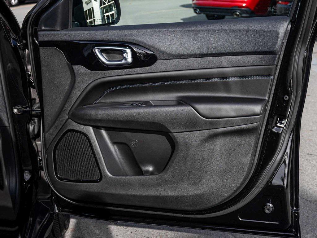 new 2026 Jeep Compass car, priced at $33,410