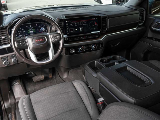 used 2022 GMC Sierra 1500 car, priced at $40,990